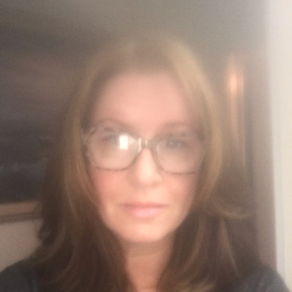 Meet your Posher, Carrie